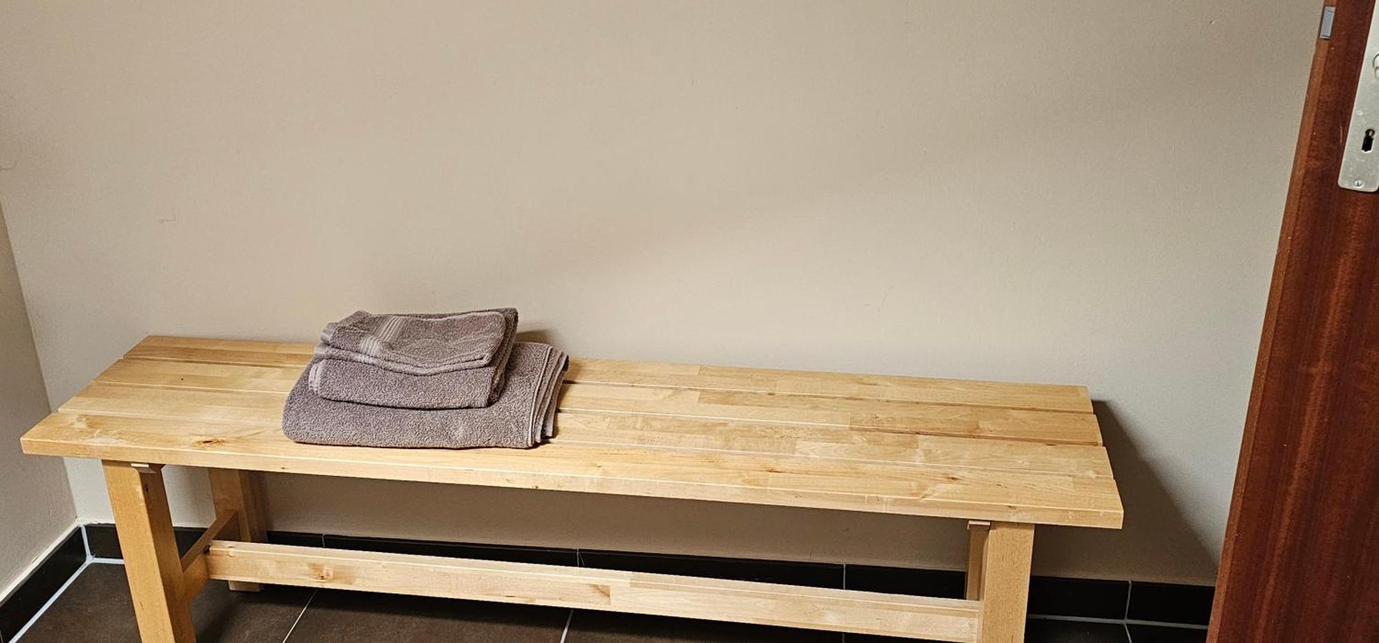 Schoene Zimmer Am Langenselbolder Dreieck A 45 A 66 Neuberg Luaran gambar